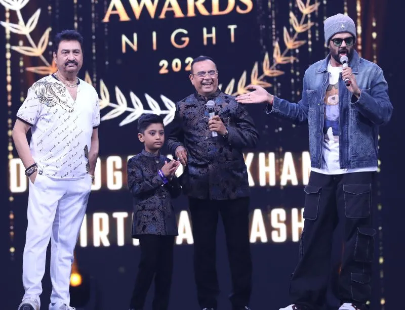 Kumar sanu,anugrah,Dr. Yogesh Lakhani & maniesh paul