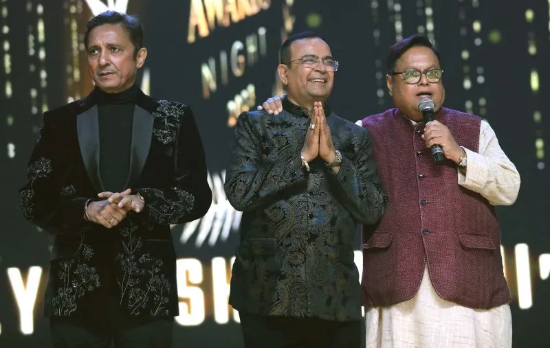 Sukhwinder Singh ,Dr. Yogesh Lakhani & Vijay Darda