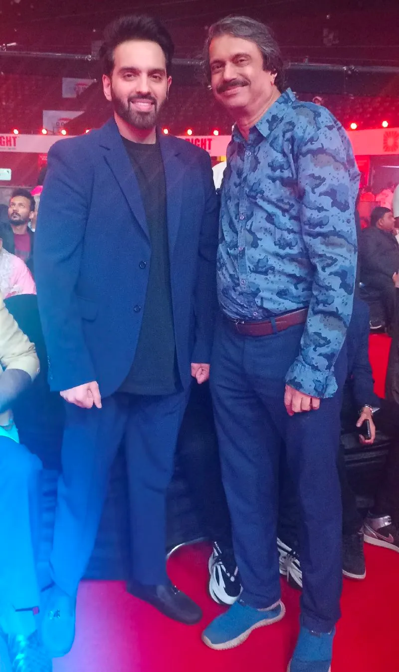 Yogesh Lakhani-Bday-Luv Sinha with Chaitanya Padukone