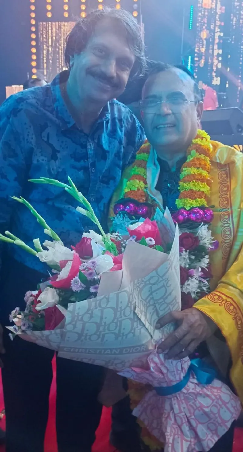 Yogesh Lakhani with media-guest Chaitanya Padukone