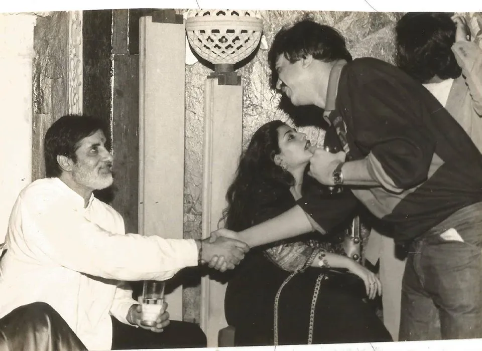Amitabh B shaking hands with chaitanya p
