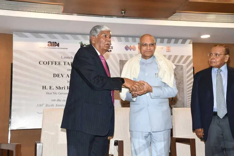 Vijay Kalantri with H.E.Shri Ramesh Bais (Hon'ble Gorvernor of Maharashtra)  