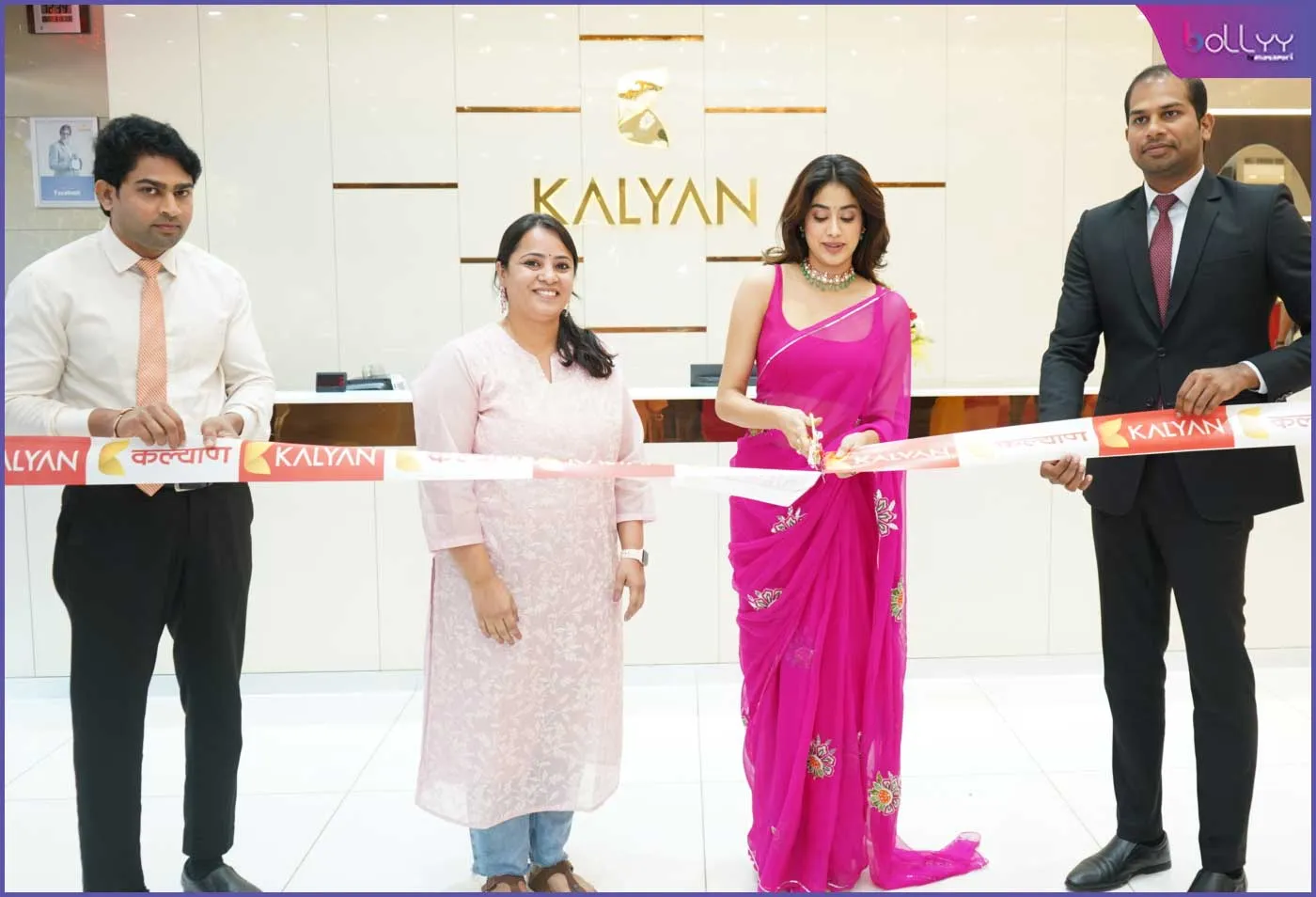Janhvi Kapoor unveils Kalyan Jewellers' 2 new showrooms in Kolkata at Barrackpore and Barasat