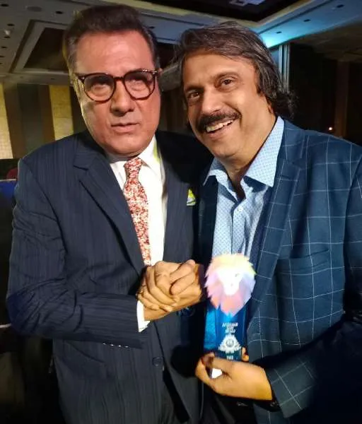 Boman Irani with Chaitanya Padukone at Power Brands-2022 Awards