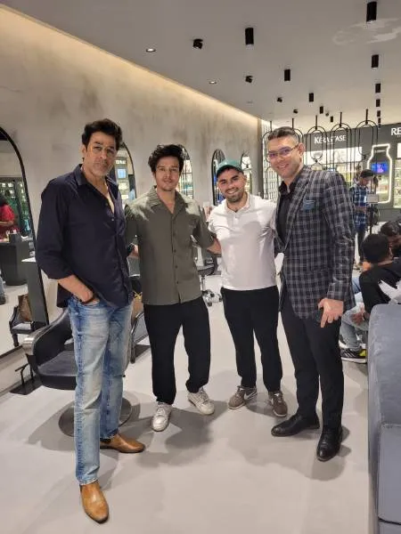 Rajat Bedi - Aniruddh Dave - Florian Hurel - Zarir Maherji