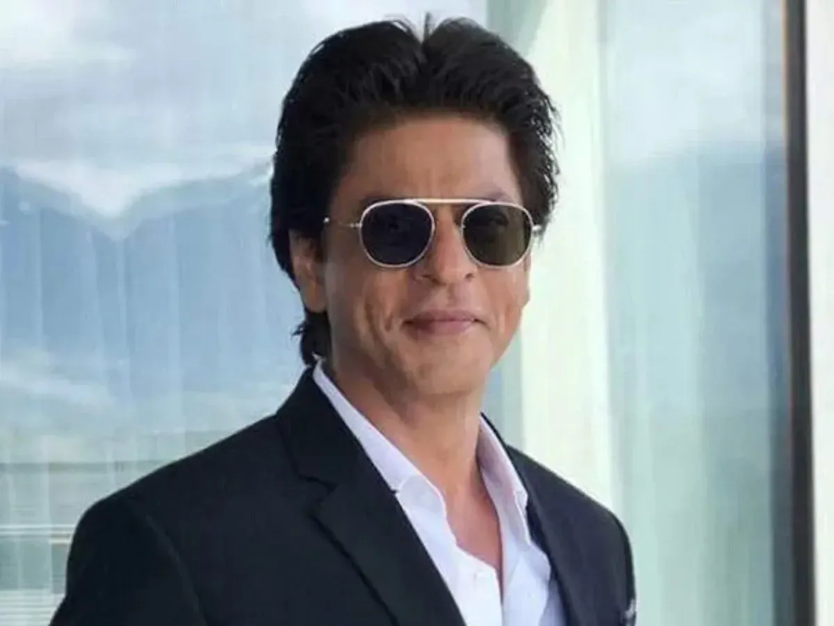 Shahrukh Khan Bathroom 'I will send you a video'- Shahrukh Khan replied to the fan who asked the reason for staying in the bathroom for so long! What Shahrukh Khan do for so much time in the
