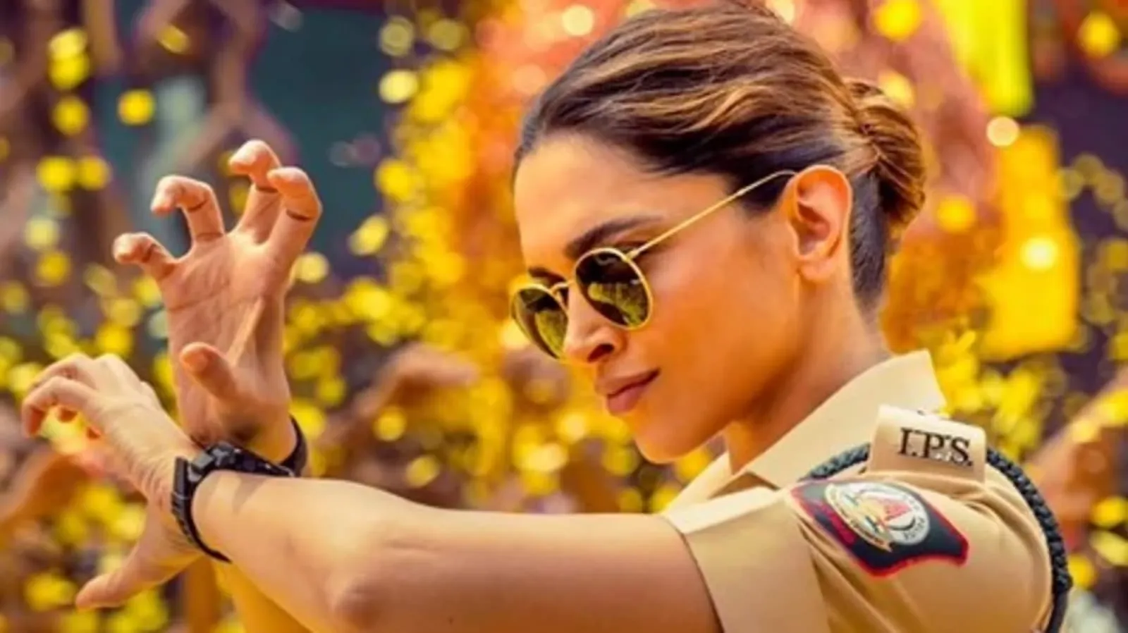 Deepika Padukone in cop avatar recreates Ajay Devgn's iconic pose in Singham Again pic: Rohit Shetty calls her 'my hero' | Bollywood - Hindustan Times