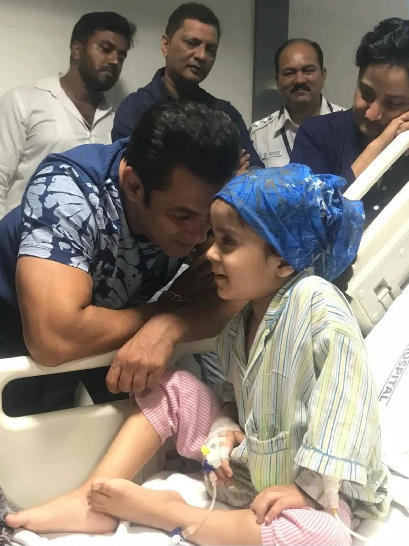 9 rounds of chemo and 5 years later, child fights back cancer, meets his  hero Salman Khan