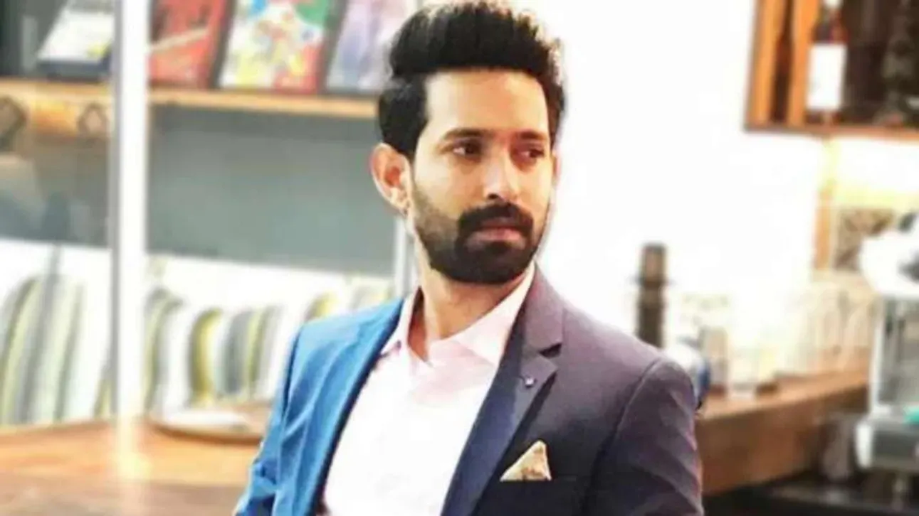 Vikrant Massey to star in Vidhu Vinod Chopra's next. Details inside – India  TV