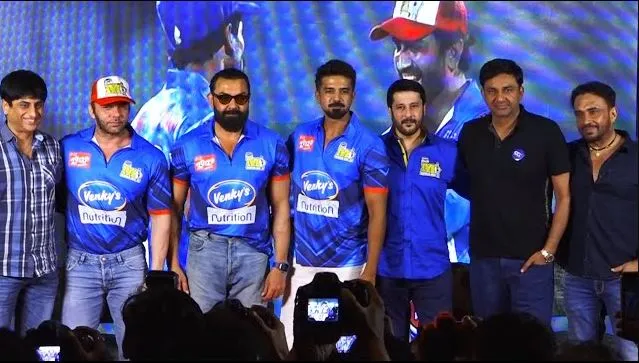 Mumbai Heroes team