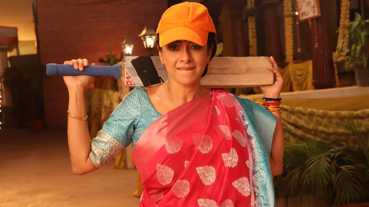 Rupali Ganguly aka Anupamaa is in full cricket mode, smashing sixes like a pro!