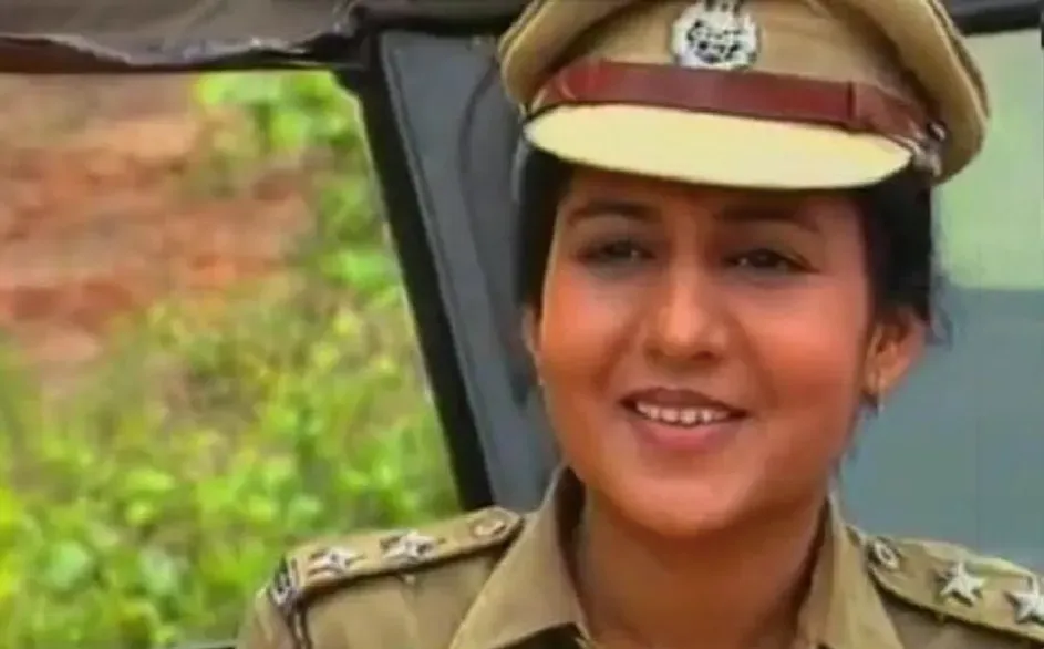 Kavita became an IPS officer in Doordarshan's show Udaan