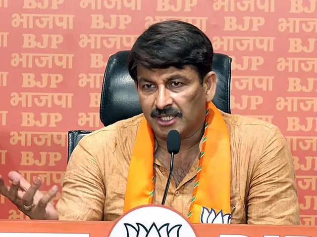 BJP Leads Delhi With 5 Seats, Manoj Tiwari, Bansuri Swaraj Ahead