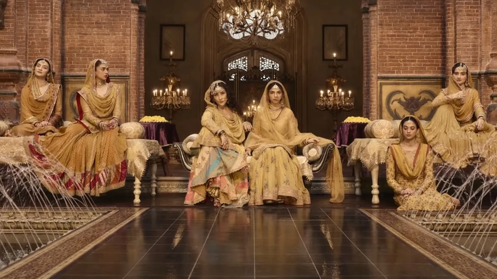 Heeramandi's first song Sakal Ban carries the distinct stamp of Sanjay  Leela Bhansali's style, reminiscent of 'Deewani Mastani'. Watch |  Web-series News - The Indian Express