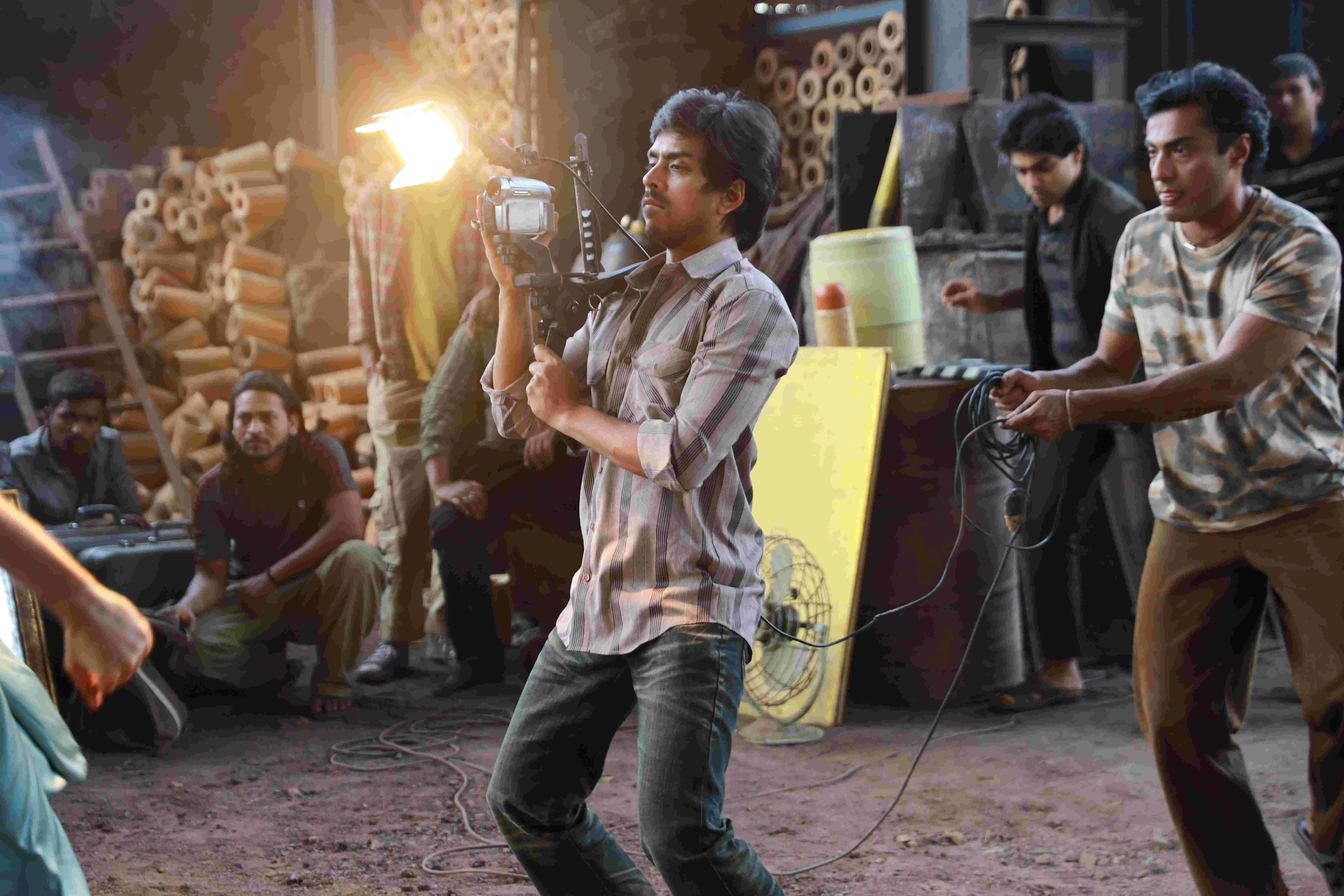 FILM- SUPERBOYS OF MALEGAON (5)
