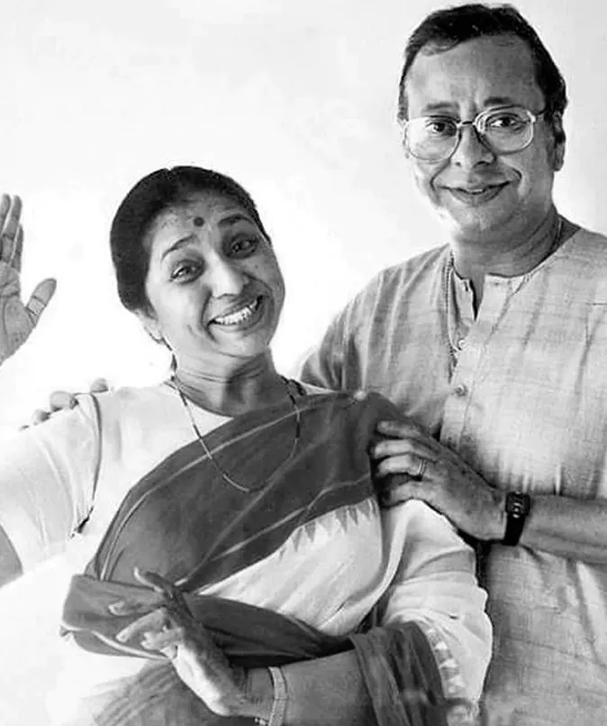 Even today I remain standing until Lata didi sits down - Asha Bhosle