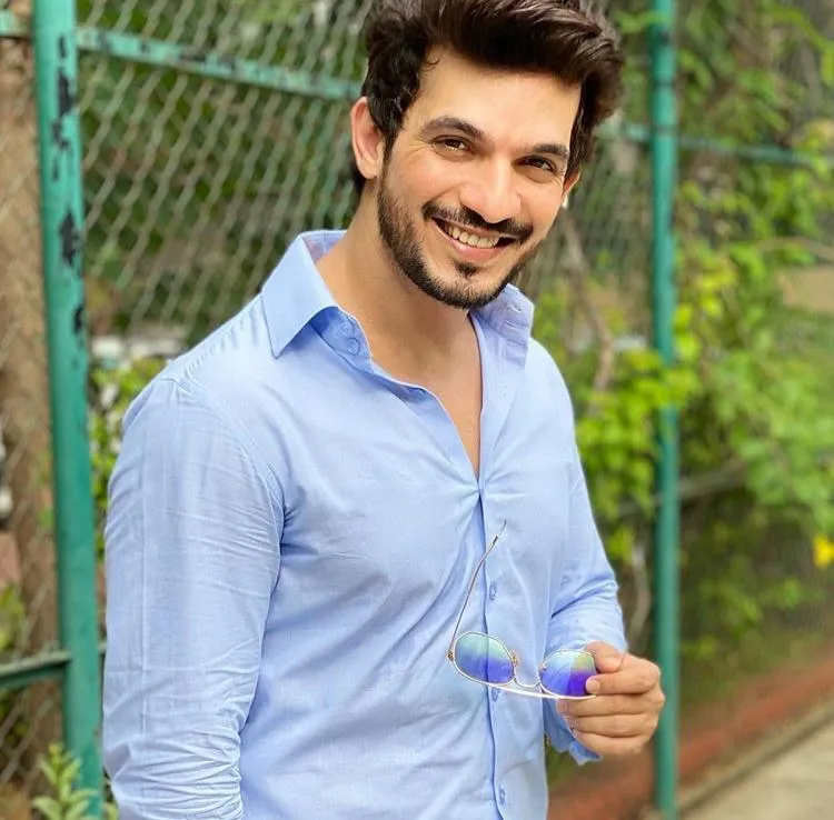 Fans Eager for Arjun bijlani's Return to 'Laughter Chef'