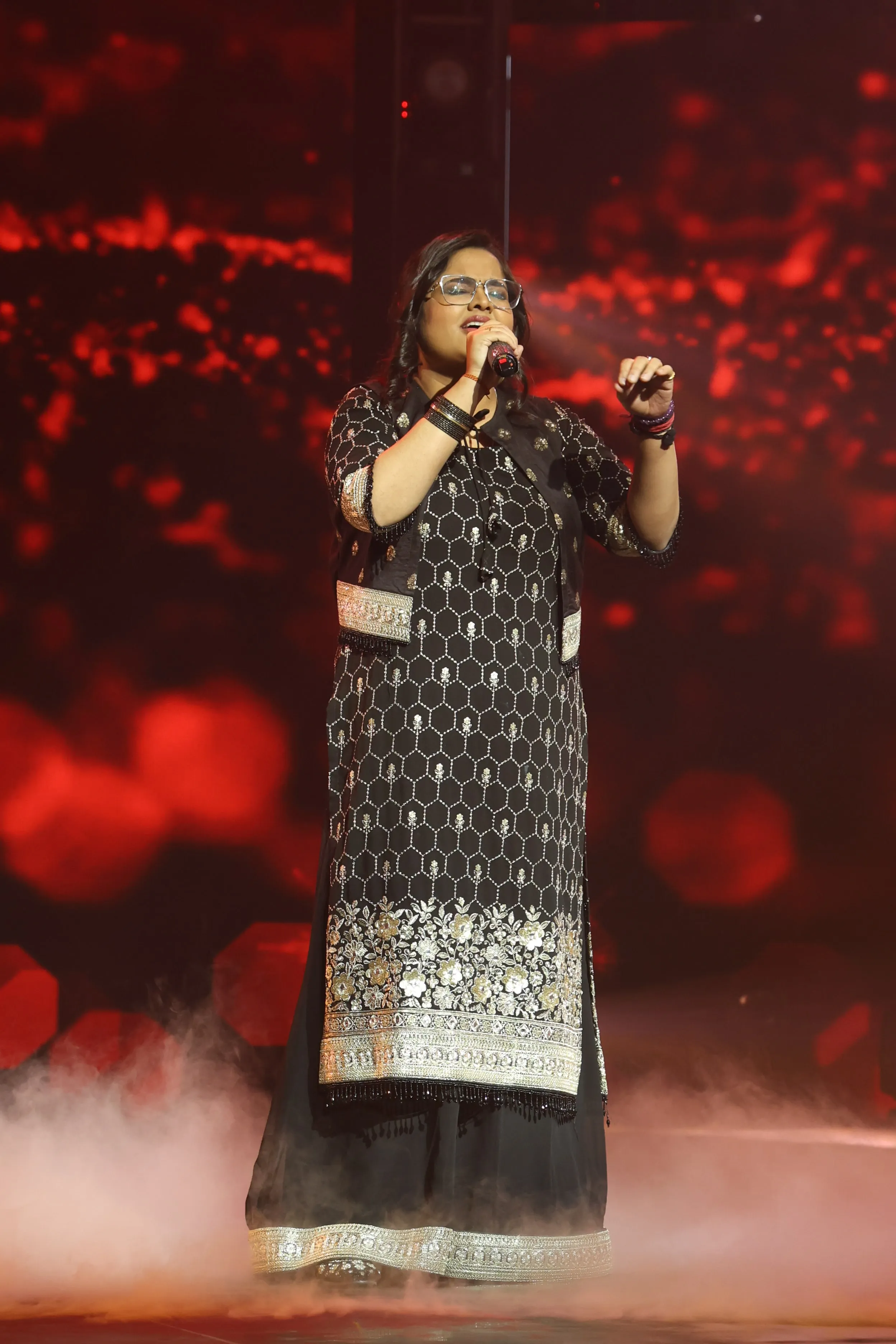 Indian Idol 15: Ritika Recalls Cherished Moments with Lata Mangeshkar