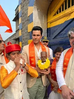 Actor Randeep Hooda joins the Savarkar Veer Yatra