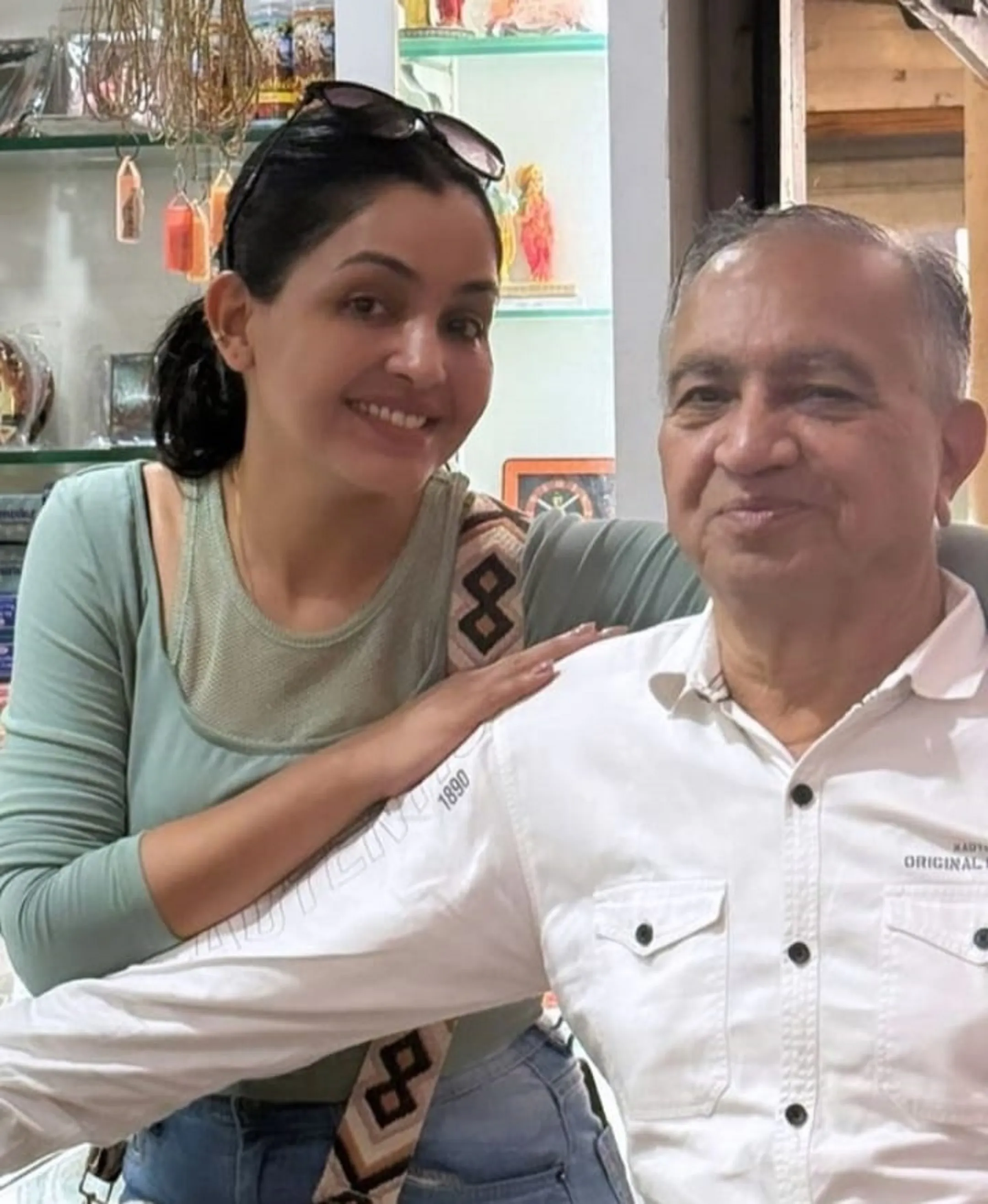 Shubhangi Atre (Angoori Bhabi, Bhabiji Ghar Par Hai) with dad