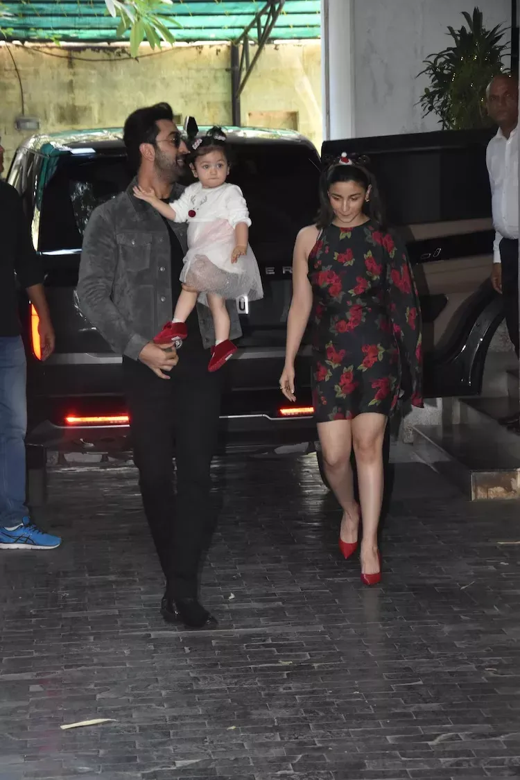 Aliya Bhatt and Ranbir Kapoor's Daughter Raha Face reveal