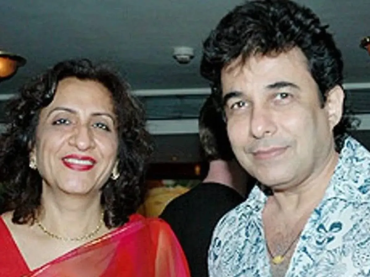 Is it not your wife?' Famous actor Aalan Satya after 20 years in the world - Marathi News | deepak tijori came to know after 20 years of marriage that her wife didnt get divorce