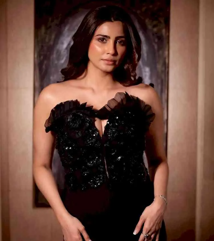 Making my OTT debut with Red Room has been an amazing experience." Daisy  Shah