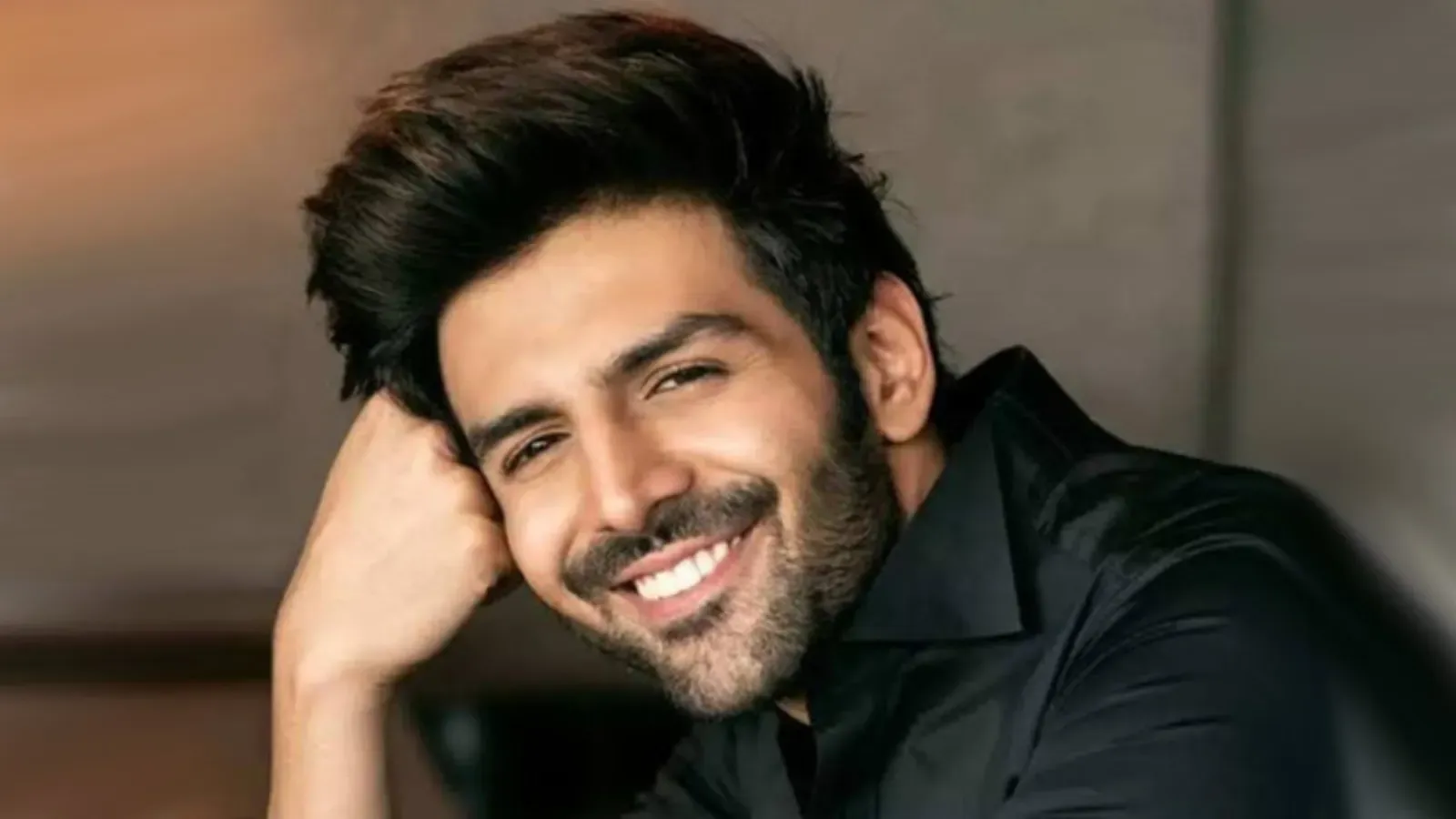 Kartik Aaryan responds to massive star fees in Bollywood, says ready to reduce his: 'It can't be like I'm the only one who's earning' Bollywood News - The Indian Express