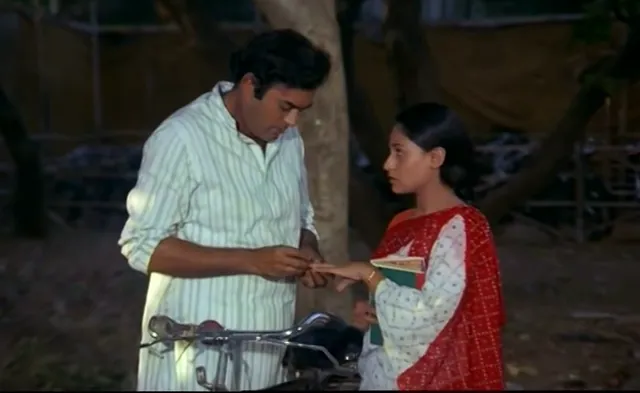 Jaya bachchan_Sanjeev Kumar