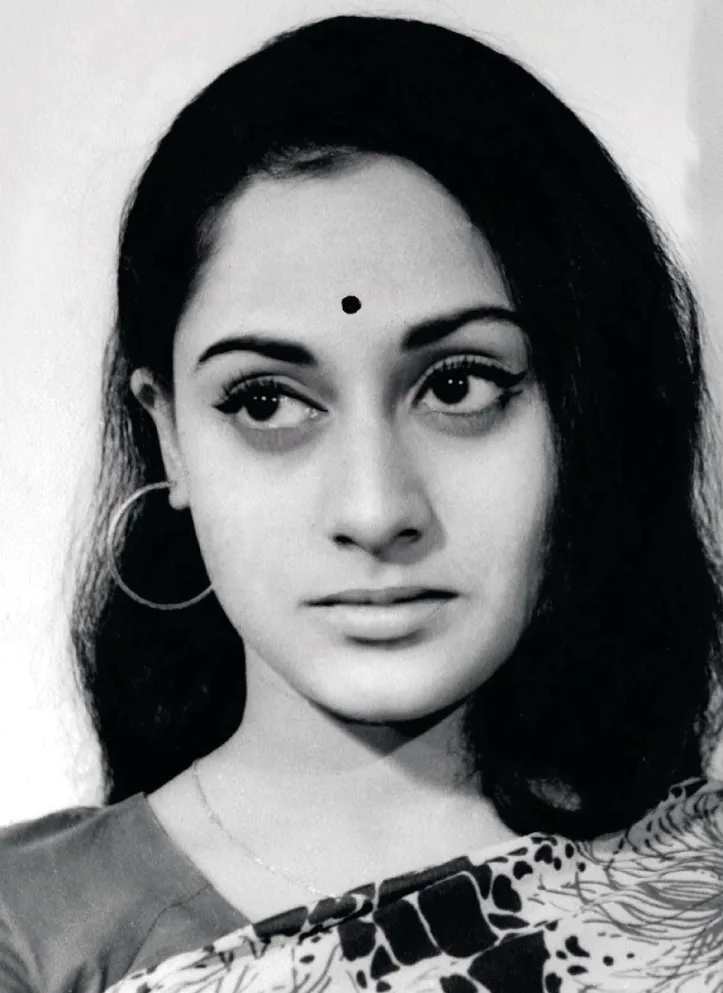 Jaya Bachchan Young Age