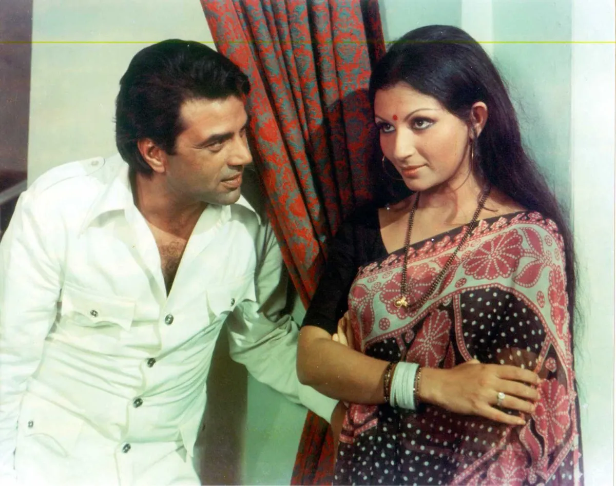 Chupke Chupke (1975)