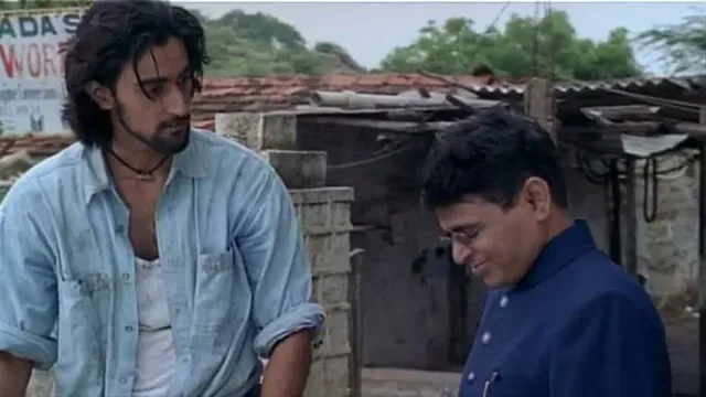 Kameshwar in Meenaxi: A Tale of Three Cities (2004)