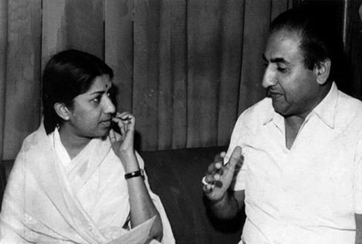 Mohammed Rafi And Lata Mangeshkar Fell Out On Royalty Issue - Entertainment  News: Amar Ujala - किस्सा:लता मंगेशकर और मोहम्मद रफी का वो विवाद जो बिल्कुल  भी शालीन नहीं था...