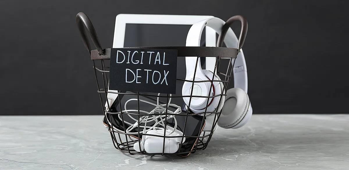 Digital Detox: Reducing Screen Time for Improved Mental Health and  Well-being| Kauvery Hospital Bangalore, Chennai, Trichy, Salem, Tirunelveli