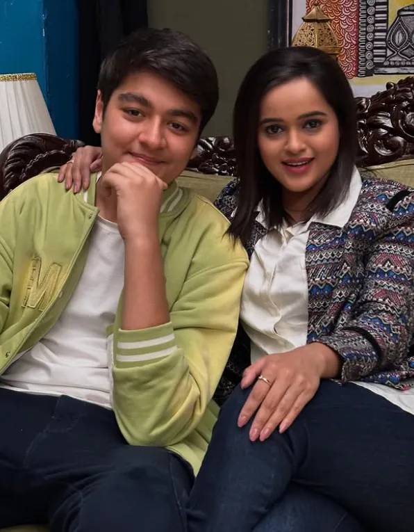 Atahrva and Sakhi