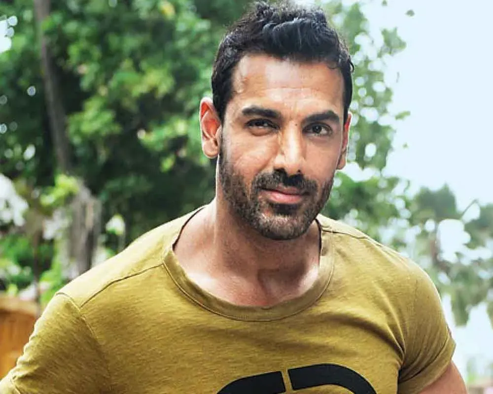 John Abraham criticises journalist for 'bad questions'