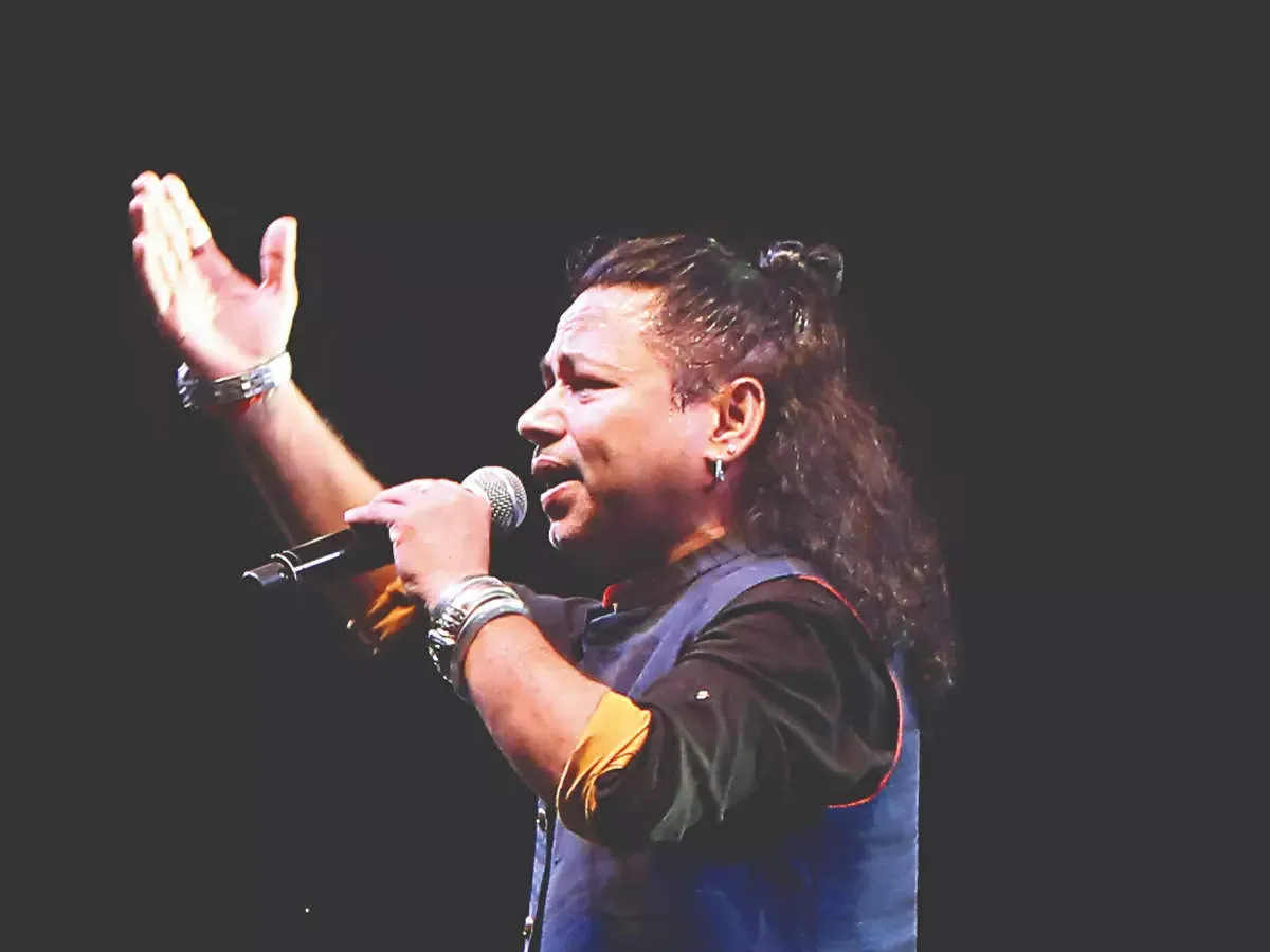 khelo india: Kailash Kher blasts Khelo India organisers for making him wait  at Lucknow event, singer's rant goes viral - The Economic Times