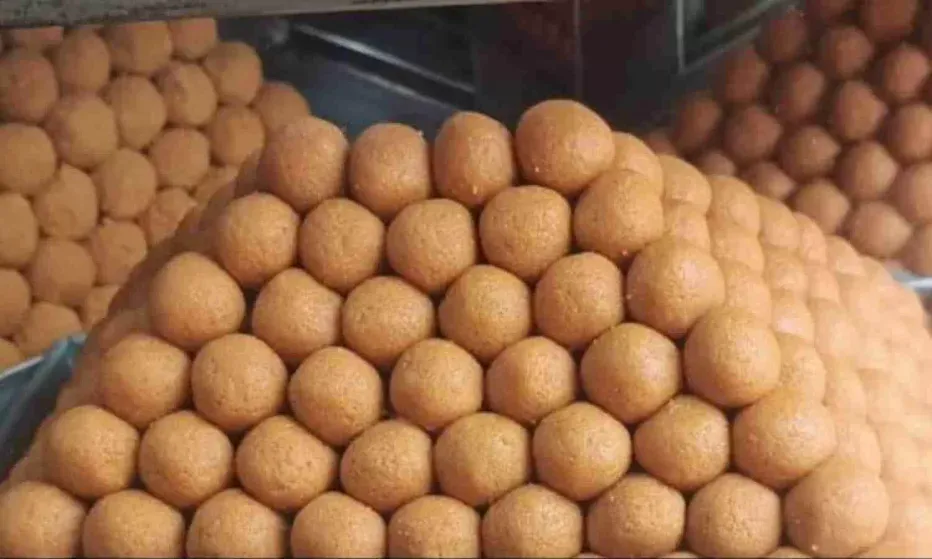 Sweets are coming from Maharashtra for Lord Ram's offering