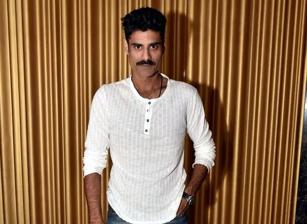 Siliconeer | Sikandar Kher Never Hesitates To Ask People For Opportunities  | Siliconeer