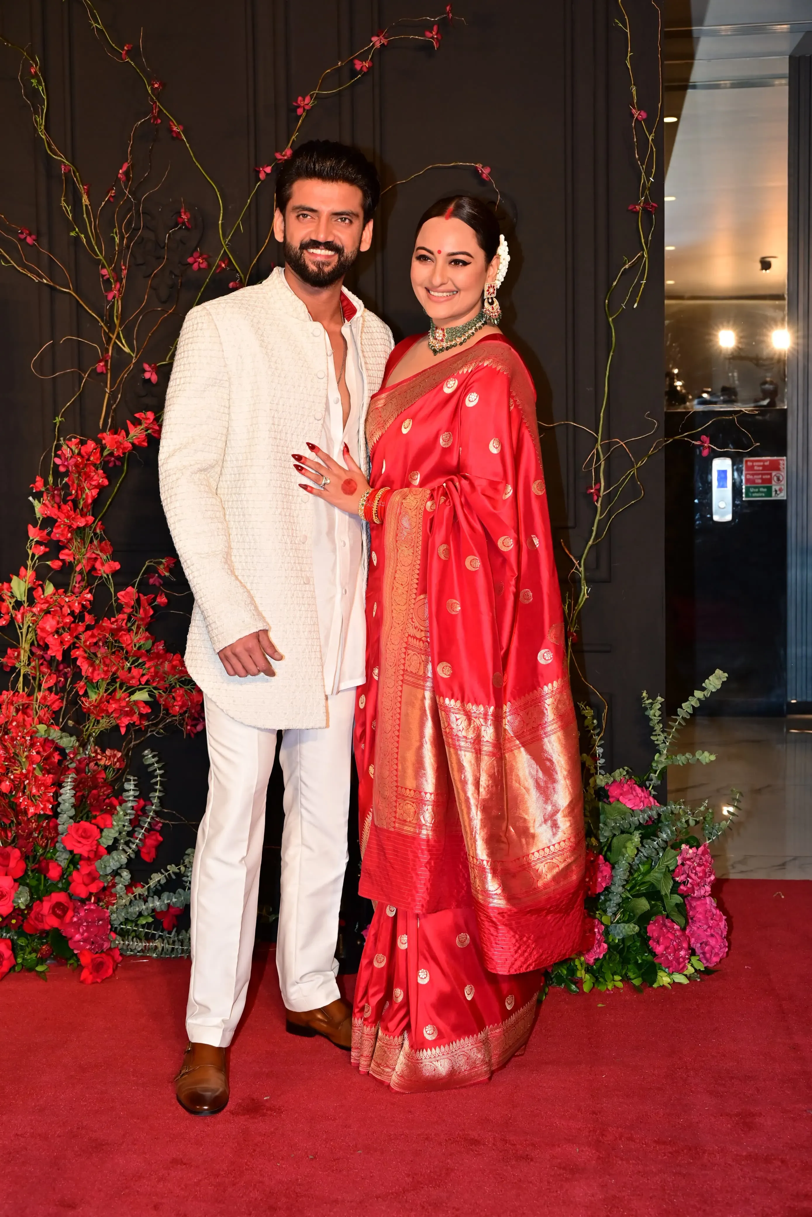 Sonakshi looked beautiful in a red saree