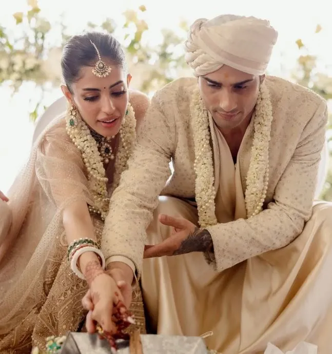 Prateik Babbar & Priya Banerjee Wedding photos