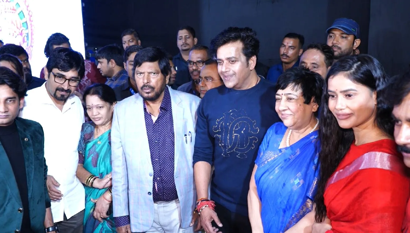 Ravi Kishan Charms Fans with a Heartfelt Song