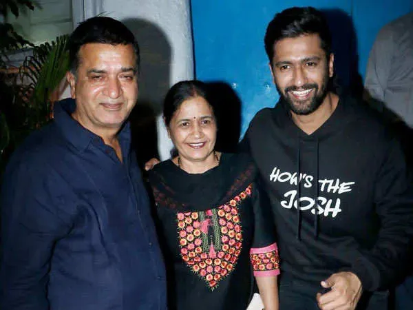 Vicky Kaushal reveals how his parents react to his link-ups | Filmfare.com