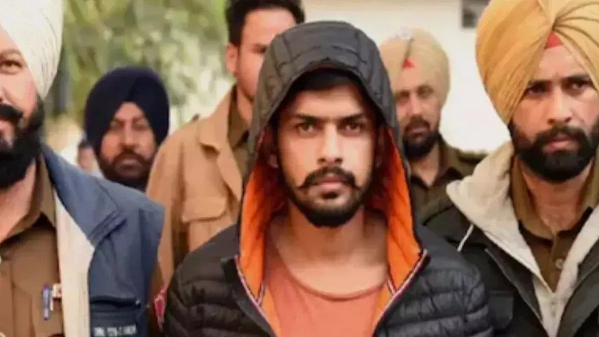 Lawrence Bishnoi gang's minor shooter arrested from Araria, Bihar, wanted in a ransom case in Rajasthan - Lawrence Bishnoi giroh shooter arrested from Araria ...