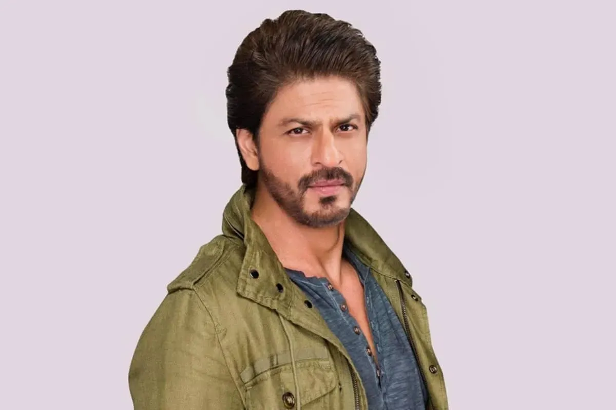 Shahrukh is in talks with Amar Kaushik and Dinesh Vijan