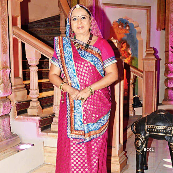 Neelu Vaghela Photos | Neelu Vaghela Images | Neelu Vaghela Pictures |  Times of India Entertainment