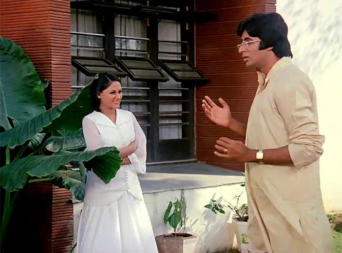 Chupke Chupke (1975)