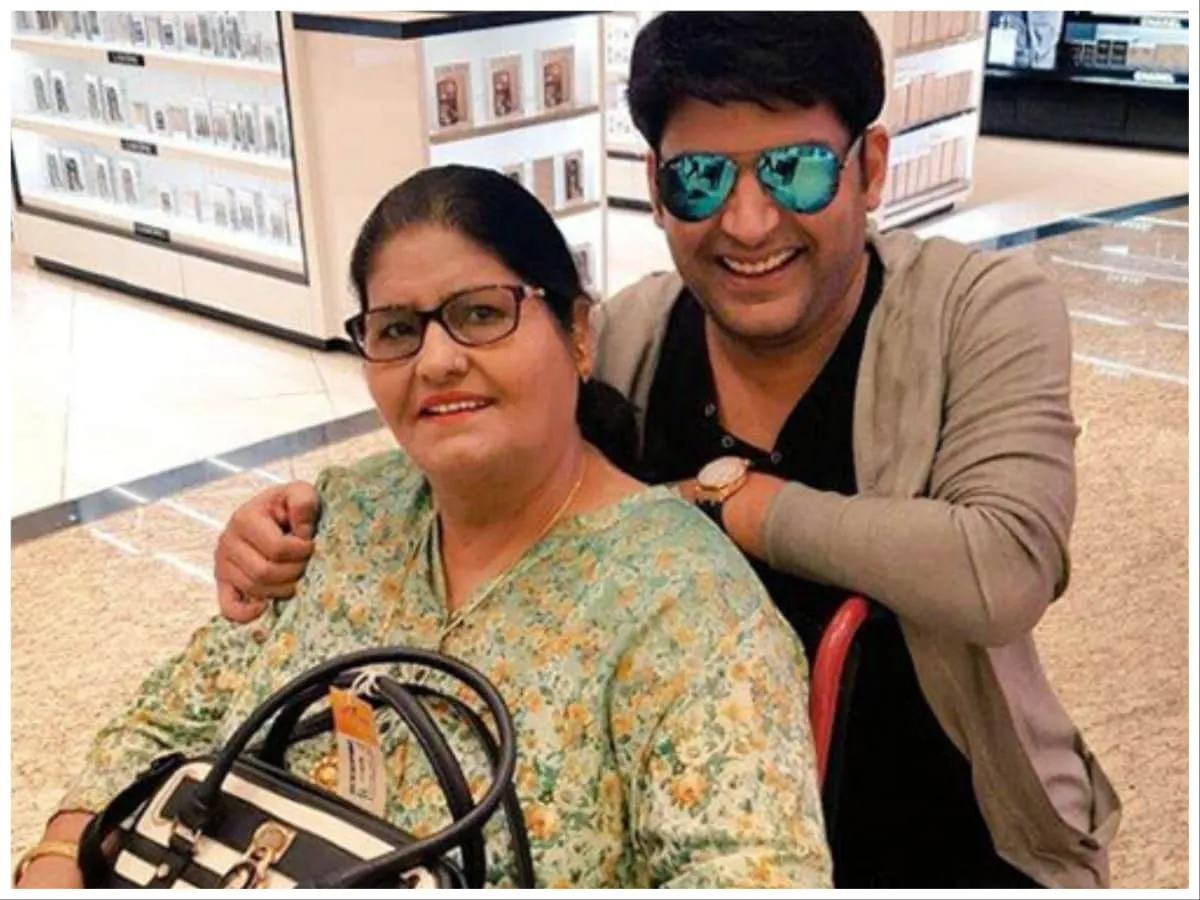 Kapil Sharma with Mother