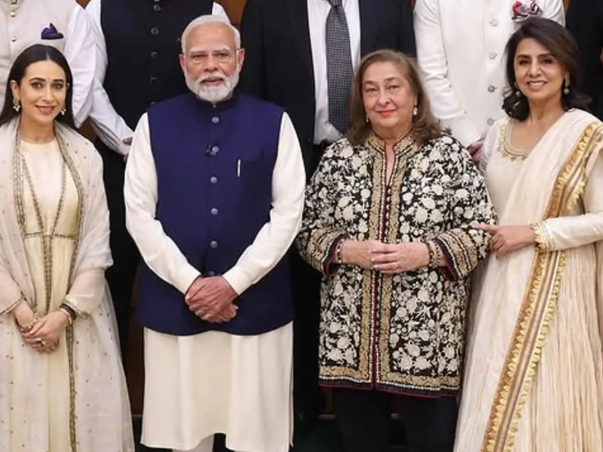 PM Modi Has EPIC Reaction After Raj Kapoor's Daughter Struggles To Say  'Adarniya Pradhan Mantri' | Watch - News18