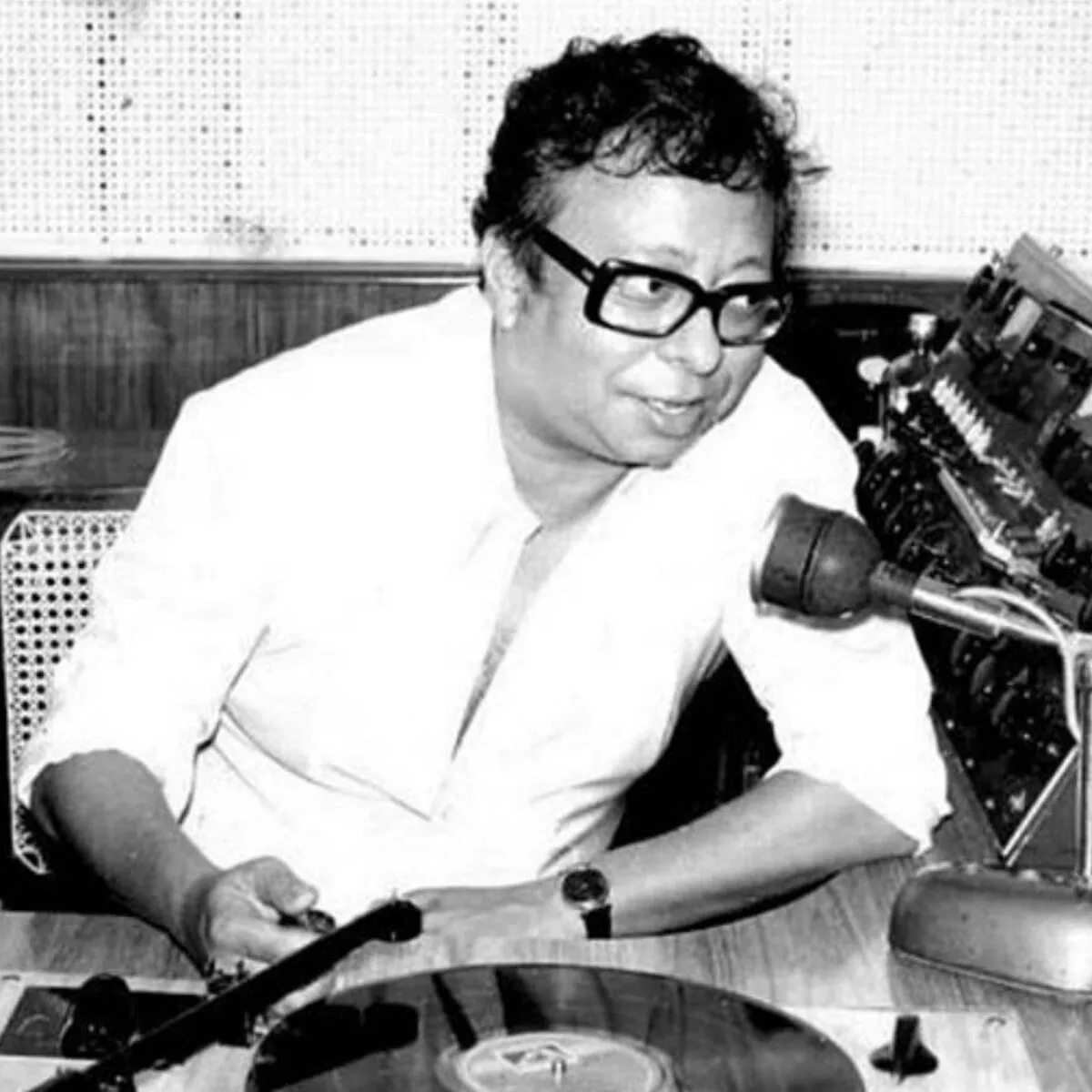 R. D. Burman: albums, songs, playlists | Listen on Deezer